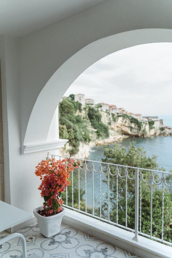 Hotel Maris 울친 외부 사진