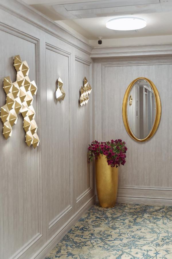 Hotel Maris 울친 외부 사진