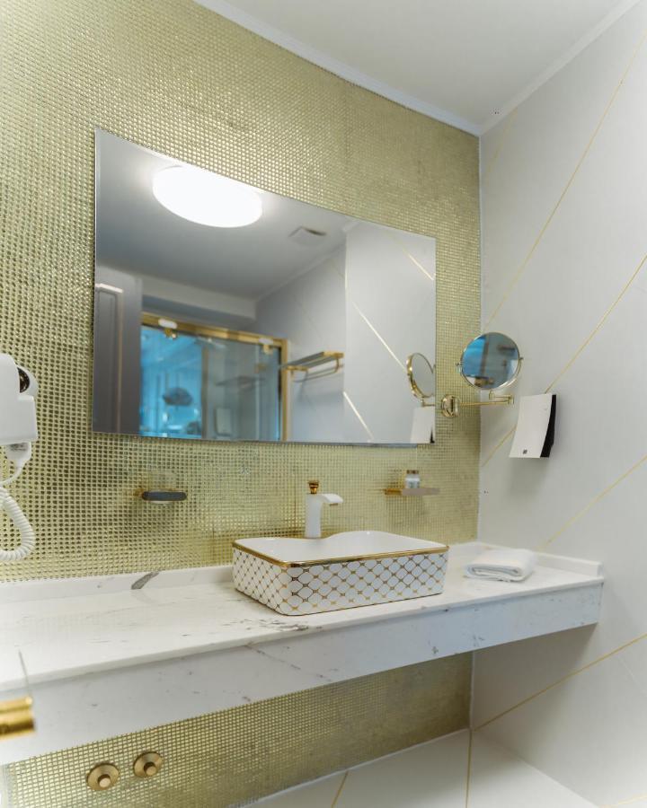 Hotel Maris 울친 외부 사진