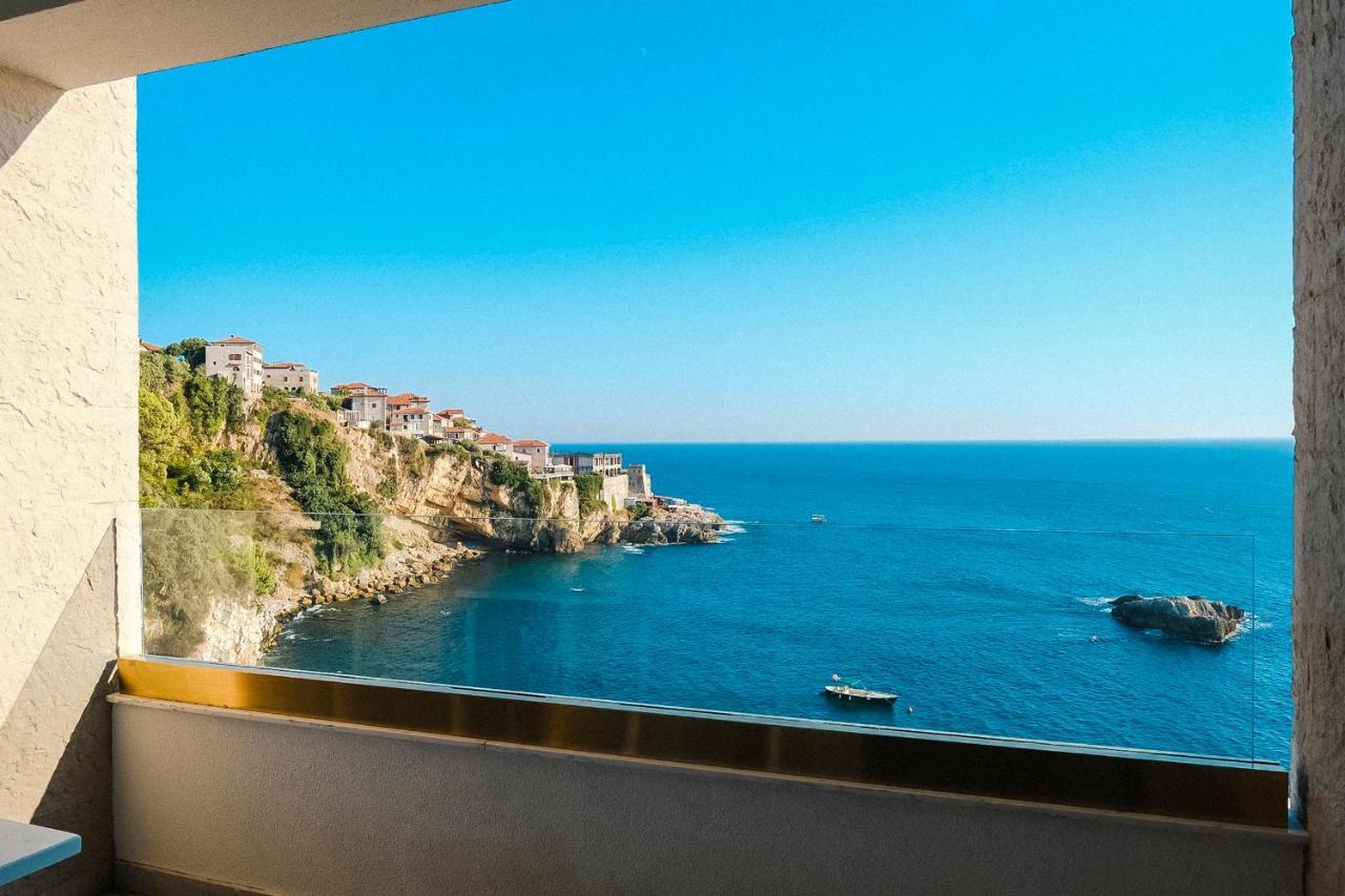 Hotel Maris 울친 외부 사진