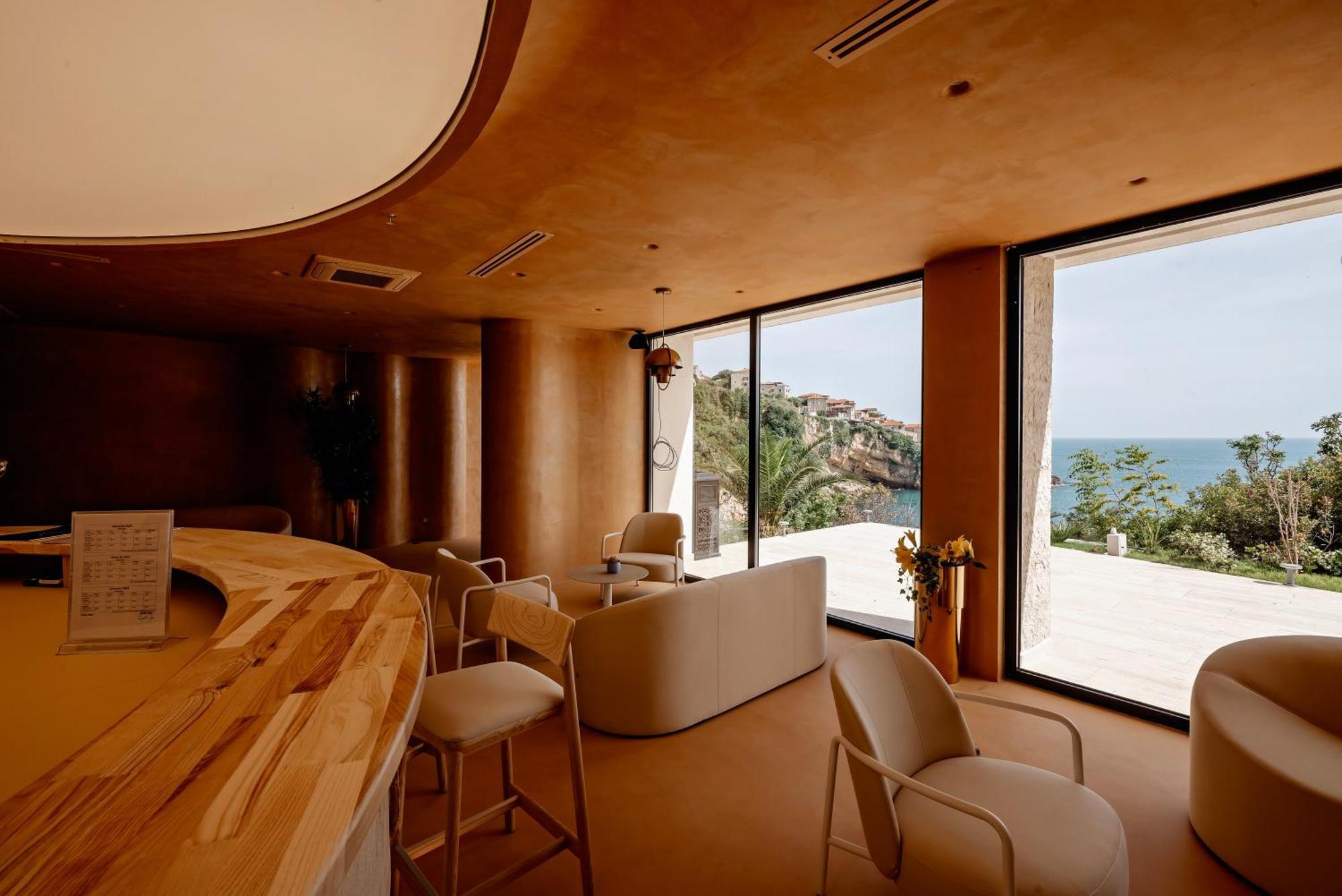 Hotel Maris 울친 외부 사진