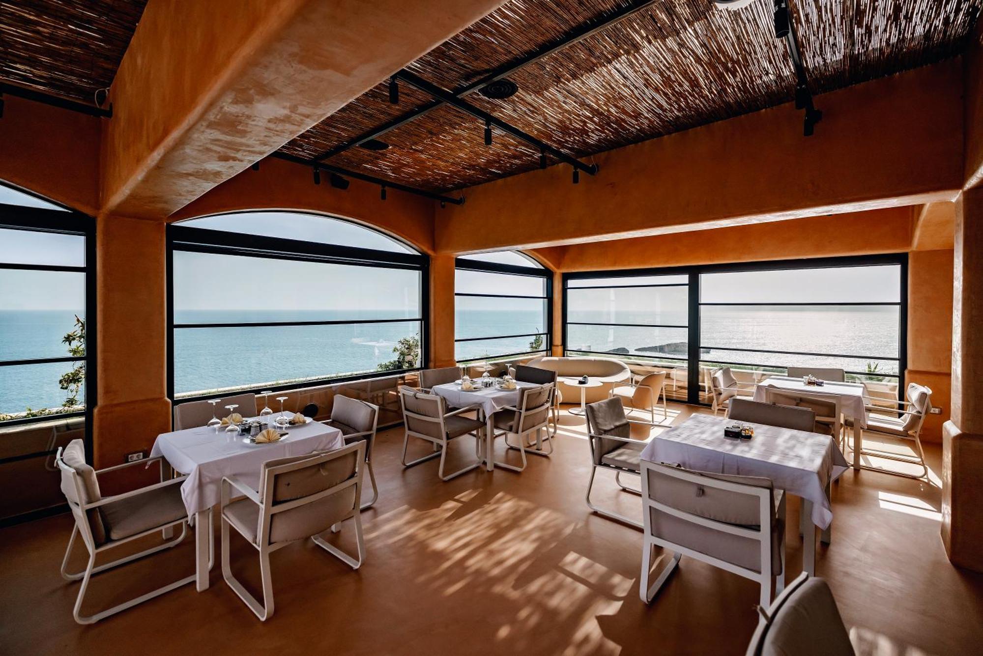 Hotel Maris 울친 외부 사진